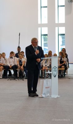 Jedynka łączy pokolenia! Jubileusz 90-lecia Publicznej Szkoły Podstawowej nr 1 w Grójcu